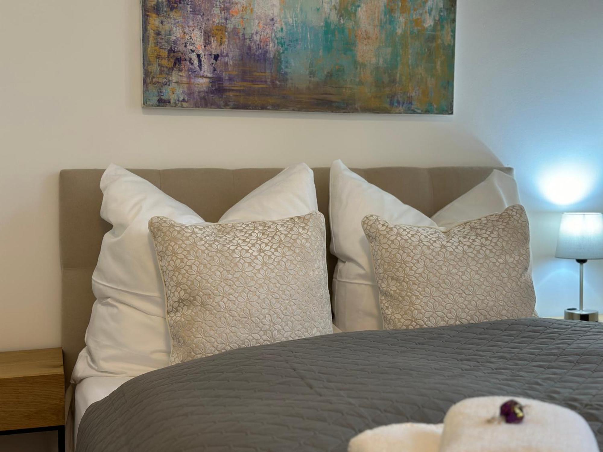 Bella Casa - Business&Family, 100M Zum Konzerteingang Schloss, Parkplatz, Smarttv, Netflix, Waschmaschine, 24H Checkin, 36Qm, Ap 12 Ludwigsburg Eksteriør billede